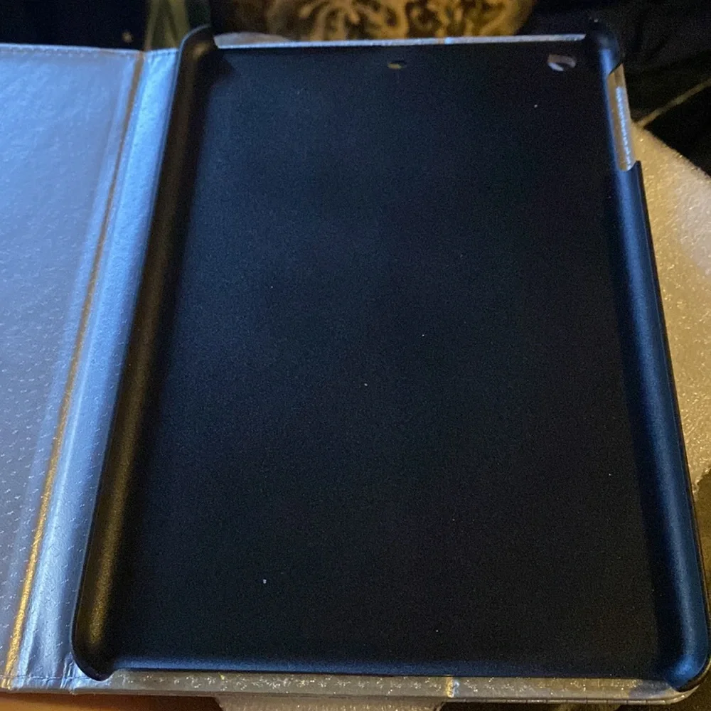 New tablet case with stylish pen and protective cover 7-3/4”x5-1/2 magnet close